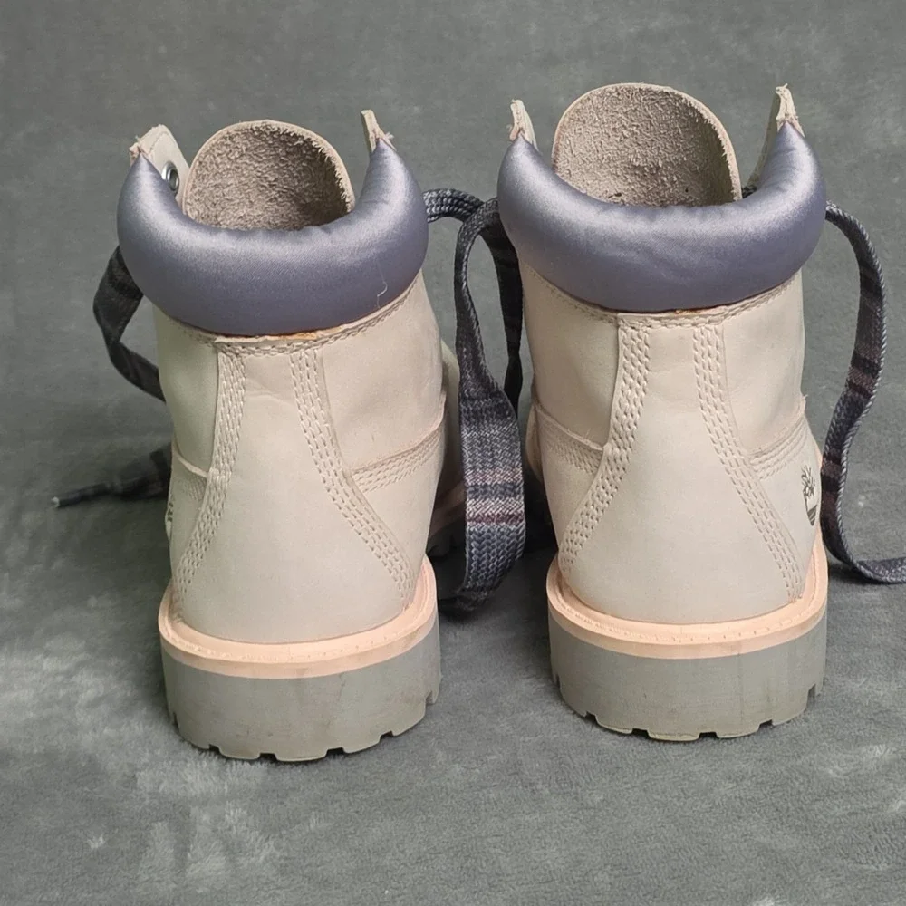 Timberland  Premium 6 in Waterproof  Pink Nubuck‎ Youth  Boots Size 3 VGC